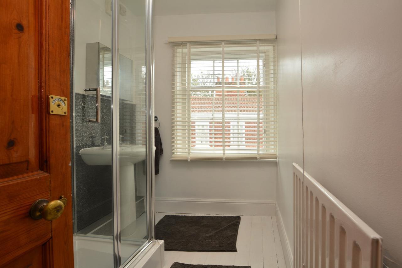 The Location- 1 Free Private Parking Space - 60 Second Walk 2 Minster! York Extérieur photo